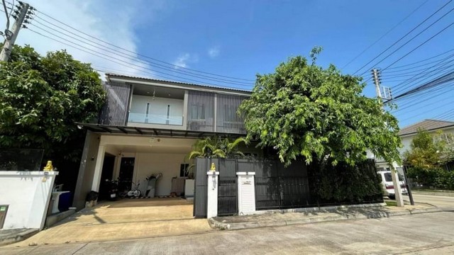 บ้านสไตล์โมเดิร์น หลังใหญ่​ Land​&House ให้เช่า 50,000 บาท/เดือน