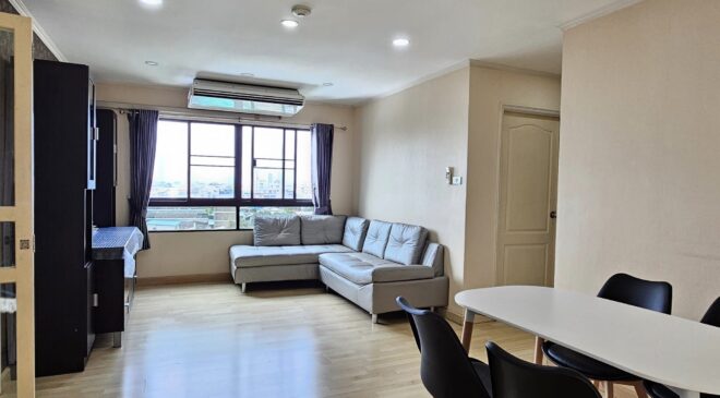ลุมพินี เพลส นราธิวาสราชนครินทร์ 2 ห้องนอน ค่าเช่า 18,000 บาท/เด