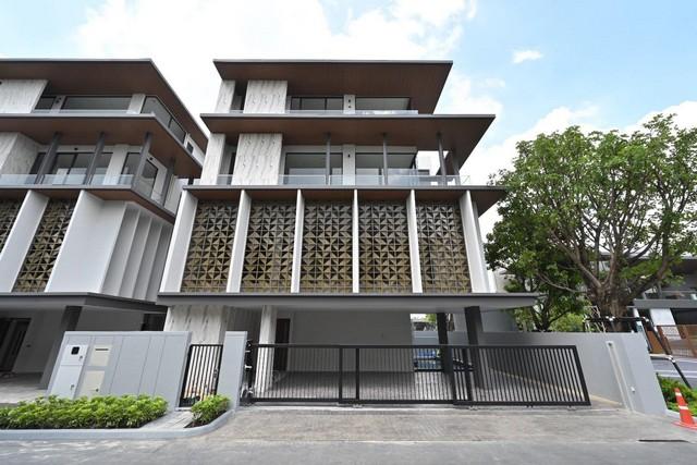 ขายบ้านเดี่ยว Luxury Pool Villa 3.5 ชั้น ย่าน อาร์เทล อโศก-พระรา