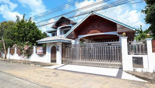 ขายบ้านเดี่ยว 2 ชั้น หมู่บ้านสวนวลีแลนด์ 1 ซอย 3 ถนนเลี่ยงเมืองท