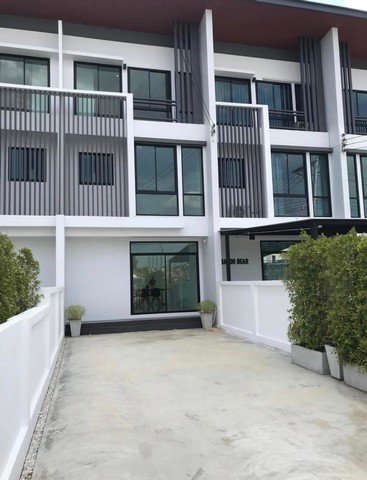 ให้เช่า Townhome 3 ชั้น โครงการ Cozy สตรีวิทยา 2 ซอย 23 ใหม่เอี่ย