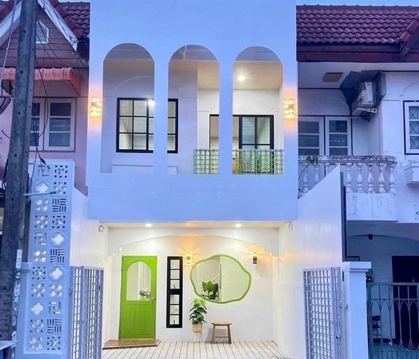 ม. ฉัตรณรงค์ วิลล่า4 ลำลูกกา-คลอง3 บ้านรีโนเวทใหม่ ตกแต่งสวยทุกมุ