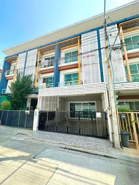 รร.นานาชาติฮาร์โรว์ วิภาวดี แจ้งวัฒนะ 3นอน MRTหลักสี่ 3ชั้น 3น้ำ