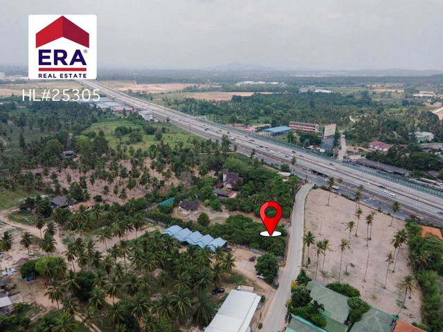 ขายที่ดินพร้อมสิ่งปลูกสร้างติดถนนมอเตอร์เวย์หมายเลข 7