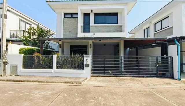 บ้านผ่อนตรงกับเจ้าของ บ้านสวยภาพใหม่ พร้อมอยู่