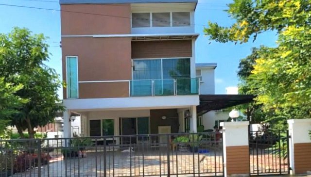 ให้เช่าบ้านเดี่ยว2ชั้น ออกแบบสไตล์โมเดิร์น วงแหวน พระราม9