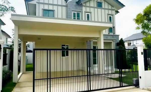 หมู่บ้านวิลลาจจิโอ 3 ศรึนครินทร์-บางนา บ้านหลังมุม ตกแต่งครบพร้อม