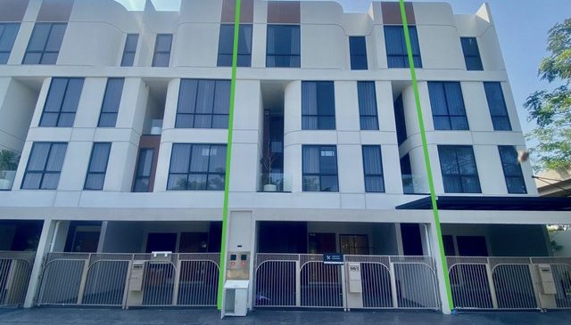 Demi Sathu 49 Luxury ทาวน์โฮม พระราม 3 โซนหน้าโครงการ หลังสุดท้าย