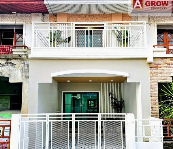 หมู่บ้านชายน้ำ-จามจุรี บ้านสวย เฟอร์นิเจอร์ครบ ตกแต่งใหม่พร้อมเข้