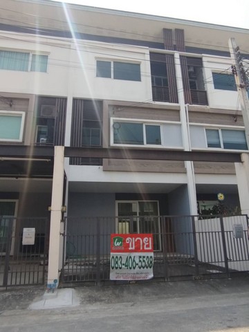 ขายทาวน์โฮม 3 ชั้น พาทิโอ บางนา-วงแหวน