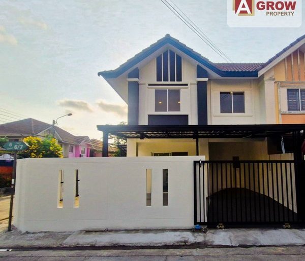 หมู่บ้านพฤกษา 28/1 ถนนแพรกษา บ้านสวย เฟอร์นิเจอร์ครบตกแต่งพร้อมอย