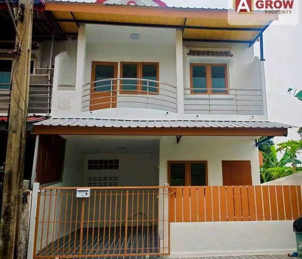 หมู่บ้านเฟื่องฟ้า 11 เฟส 4 ซ.มังกร หลังมุม รีโนเวทใหม่ พร้อมอยู่