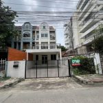 ขายโฮมออฟฟิต 4 ชั้นครึ่ง พร้อมห้องใต้หลังคา ลาดพร้าว 91