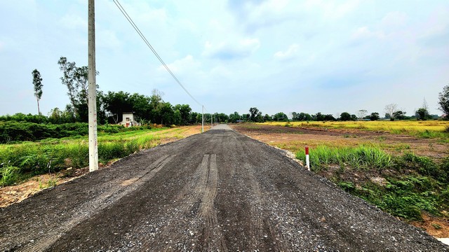 ขายที่ดิน 100 ตรว องครักษ์ คลอง 15 เจ้าของขายเอง ค่ะ