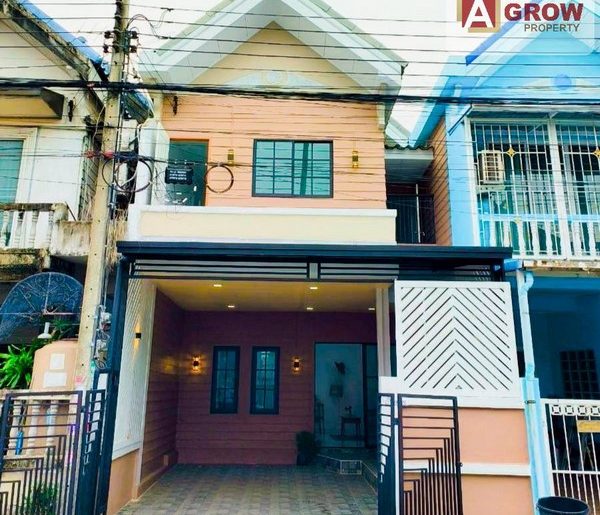 หมู่บ้านแดนทอง สุขาภิบาล 5 ซอย 20 เฟอร์นิเจอร์ครบ ตกแต่งใหม่พร้อม