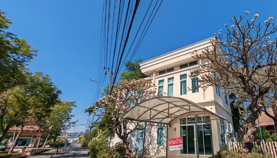 ขายบ้านเดี่ยว 2ชั้น ในหมู่บ้านปัญฐิญา แพรกษา สมุทรปราการ เนื้อที่ 42.20 ตร.วา #บ้านสมุทรปราการ #บ้านมือสอง