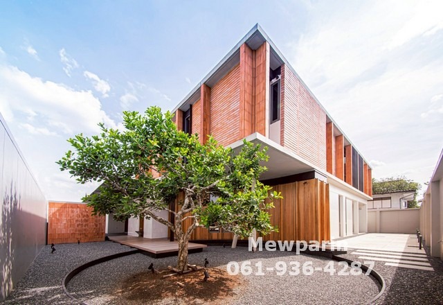 428939 ขายบ้าน คุณนาวินเสนา ขนาด 180 ตารางวา