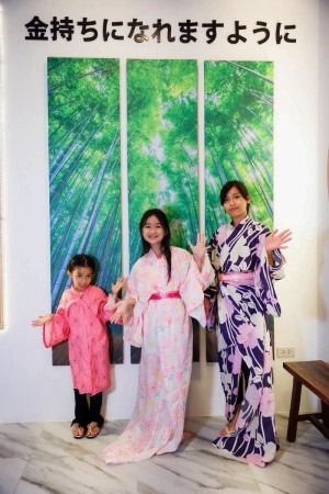 ขายกิจการบ้านพักพูลวิลล่า รายได้ดี ผลตอบแทนสูง อัมพวา สมุทรสงคราม สำหรับนักลงทุน