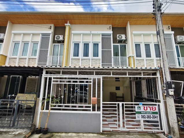 ขายทาวน์เฮ้าส์ หมู่บ้านโกลเด้นทาวน์ 2 พระราม 2 ต่อเติมพร้อมอยู่